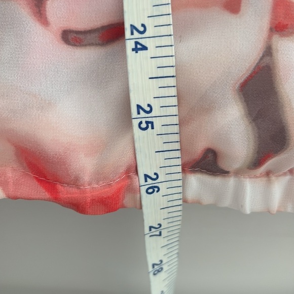 Liz Claiborne Multi-Color, Abstract Floral, 3/4 Cuffed Sleeve Blouse. Size 2X - Picture 10 of 10